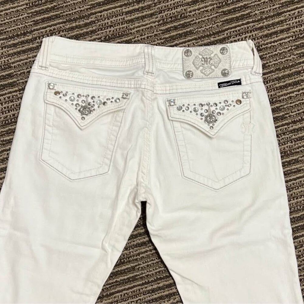 Miss Me Women’s Denim White Jeans Size 28 Boot Cut inseam 29.5 - Picture 2 of 3
